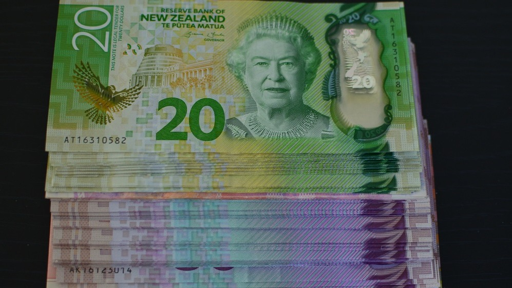 Antipodean currencies in demand from a troubled world | interest.co.nz