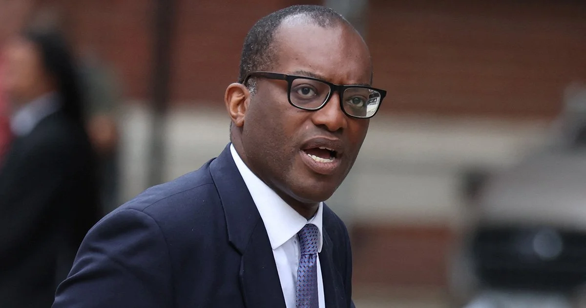 Kwasi Kwarteng 'had champagne party with financiers who call him “useful  idiot”'