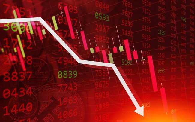 Thị trường chứng khoán "đỏ lửa", VN-Index rơi xuống mốc 1.103,4 điểm